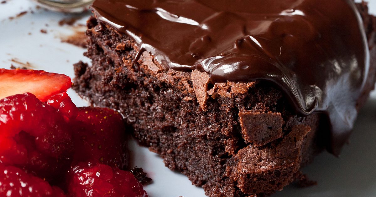 Chocolate Cassis Cake | Recipes-image