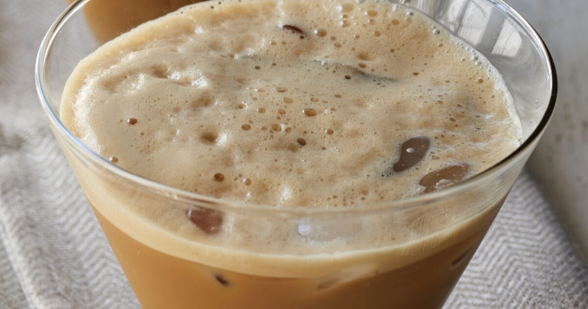 Vanilla Coffee Shakerato | Recipes